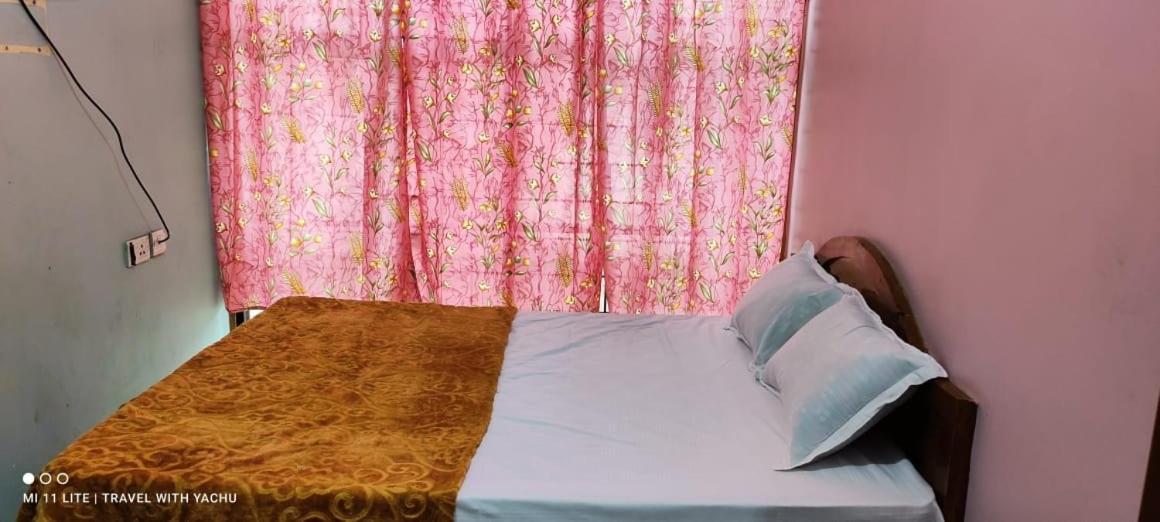 Hotel Nakshatra Utakamand Zewnętrze zdjęcie