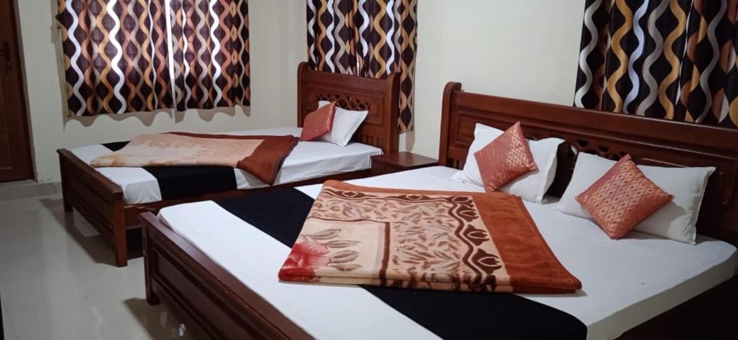 Hotel Nakshatra Utakamand Zewnętrze zdjęcie