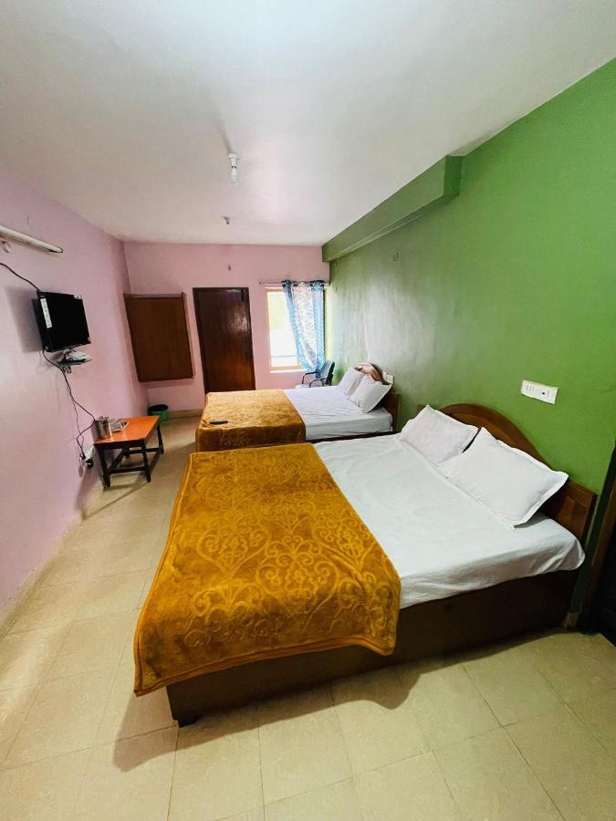 Hotel Nakshatra Utakamand Zewnętrze zdjęcie