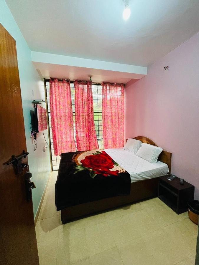 Hotel Nakshatra Utakamand Zewnętrze zdjęcie