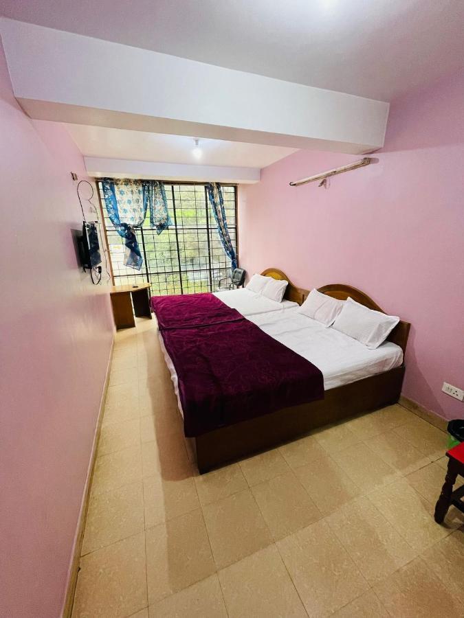 Hotel Nakshatra Utakamand Zewnętrze zdjęcie