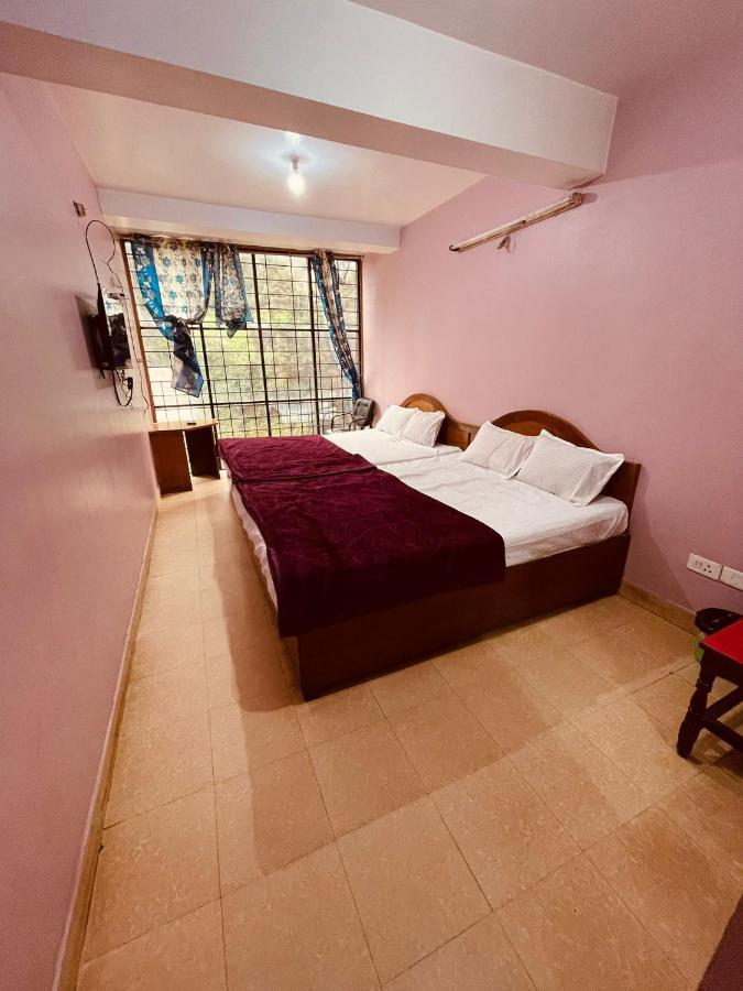 Hotel Nakshatra Utakamand Zewnętrze zdjęcie