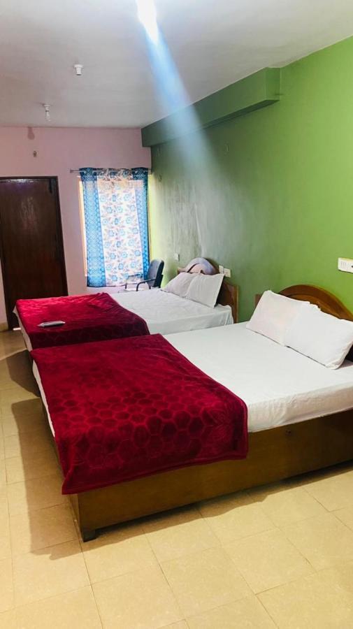 Hotel Nakshatra Utakamand Zewnętrze zdjęcie