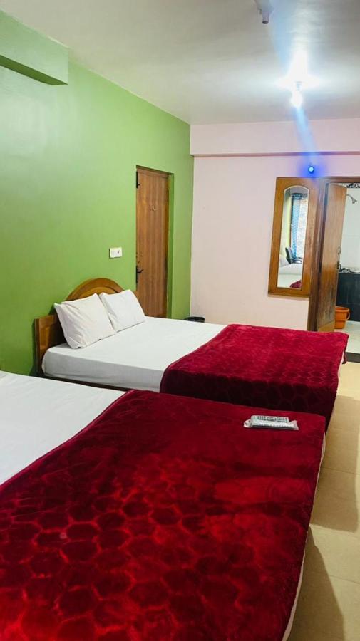 Hotel Nakshatra Utakamand Zewnętrze zdjęcie
