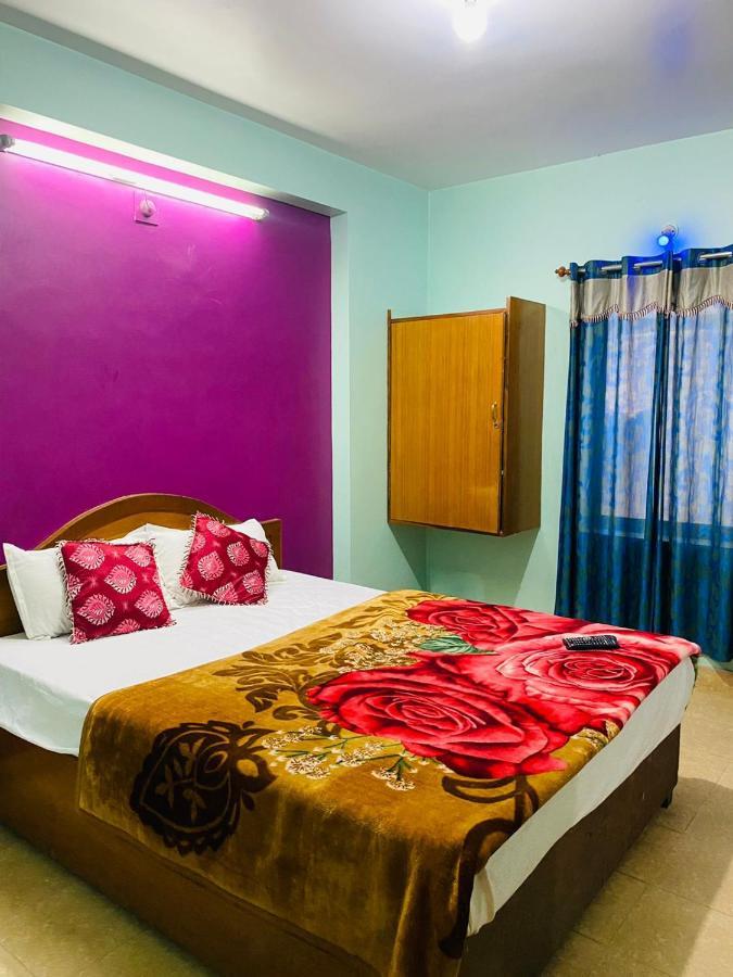 Hotel Nakshatra Utakamand Zewnętrze zdjęcie