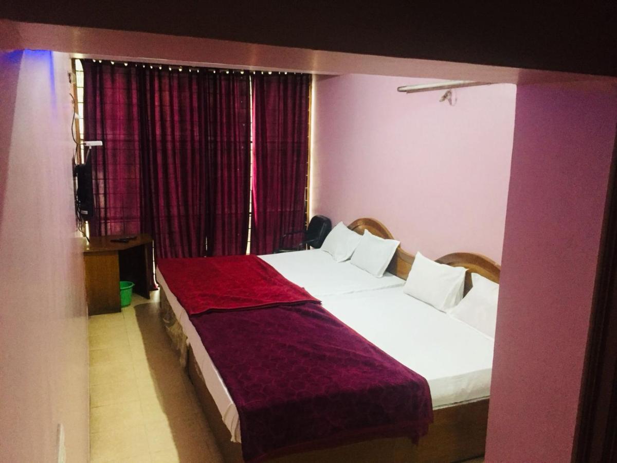 Hotel Nakshatra Utakamand Zewnętrze zdjęcie