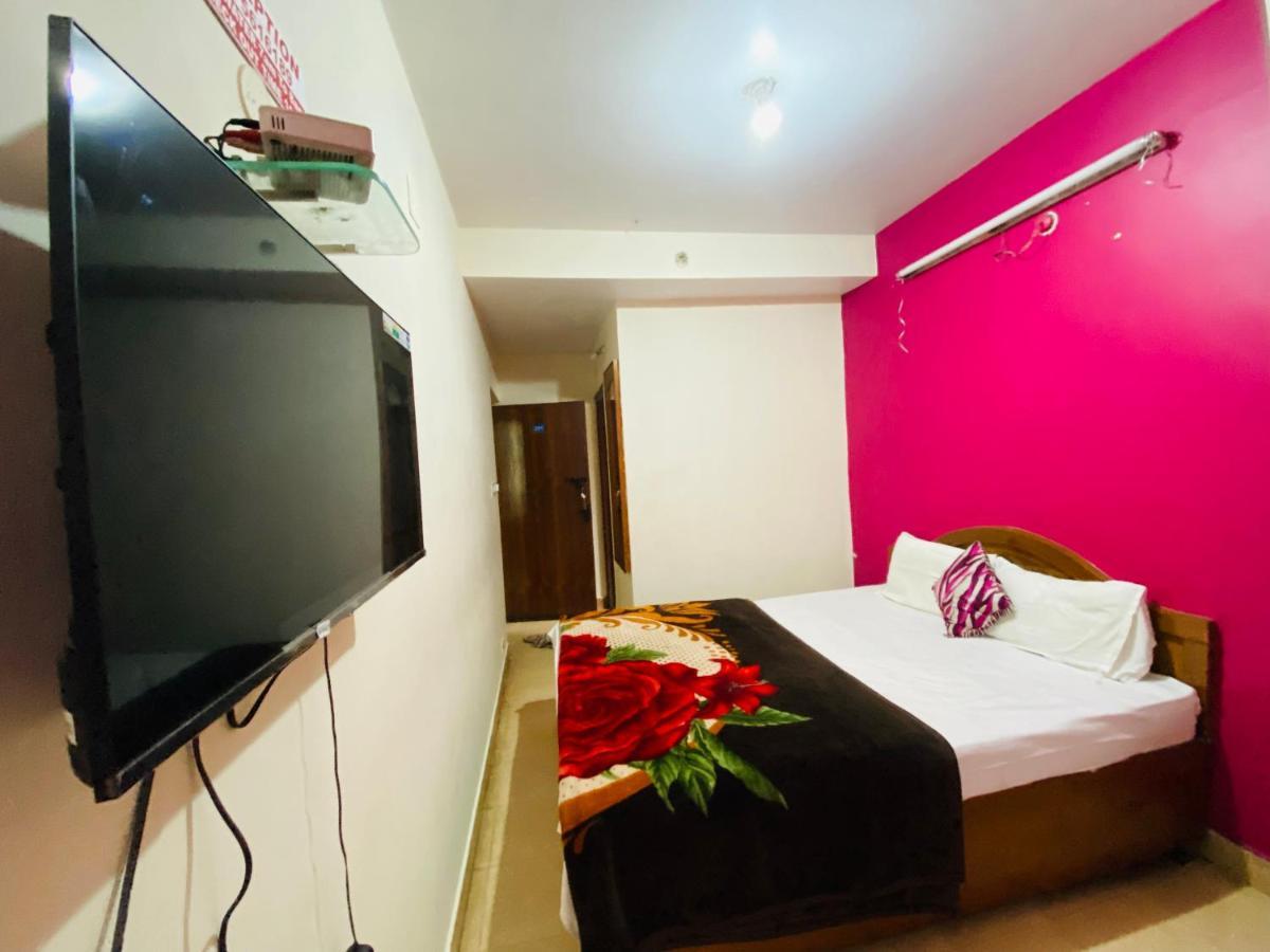 Hotel Nakshatra Utakamand Zewnętrze zdjęcie