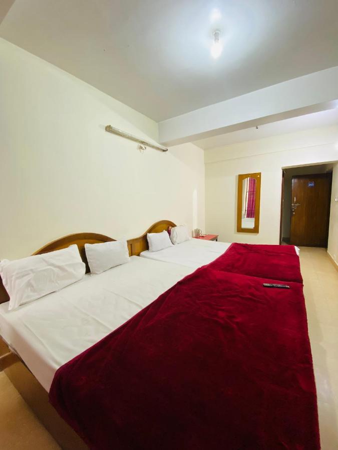 Hotel Nakshatra Utakamand Zewnętrze zdjęcie